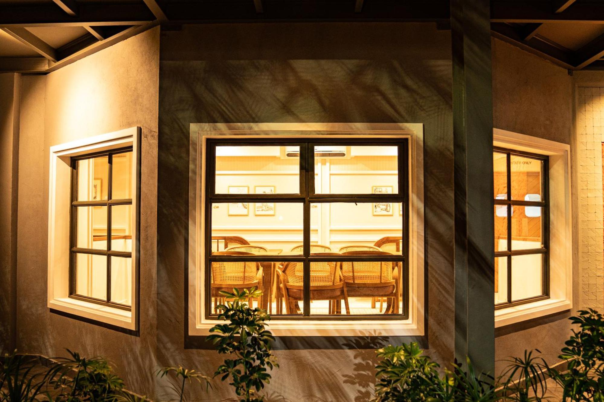 Hotel Benhur Kochi Exterior photo