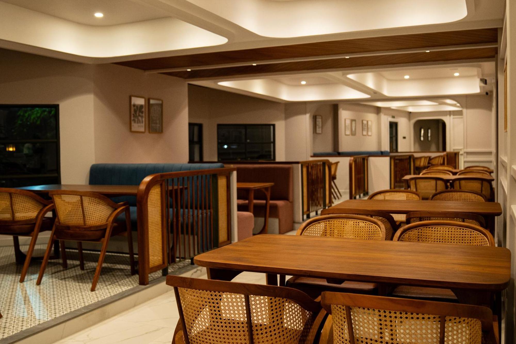 Hotel Benhur Kochi Exterior photo